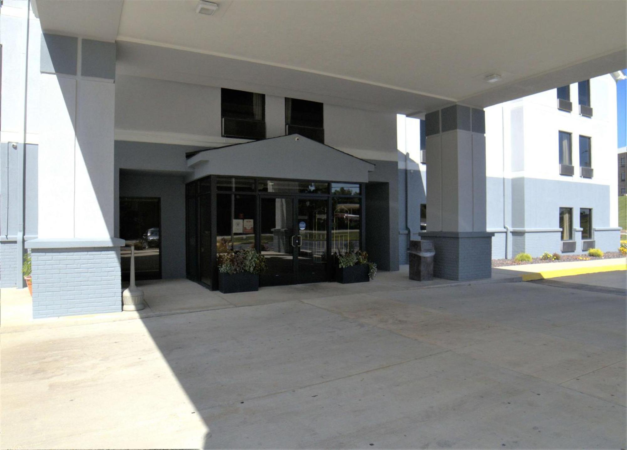 Super 8 By Wyndham Crossville Tn Exterior foto